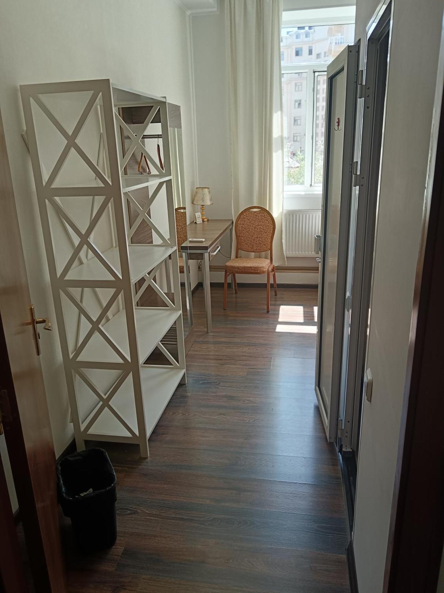 Sakura Inn Fargʻona Buitenkant foto