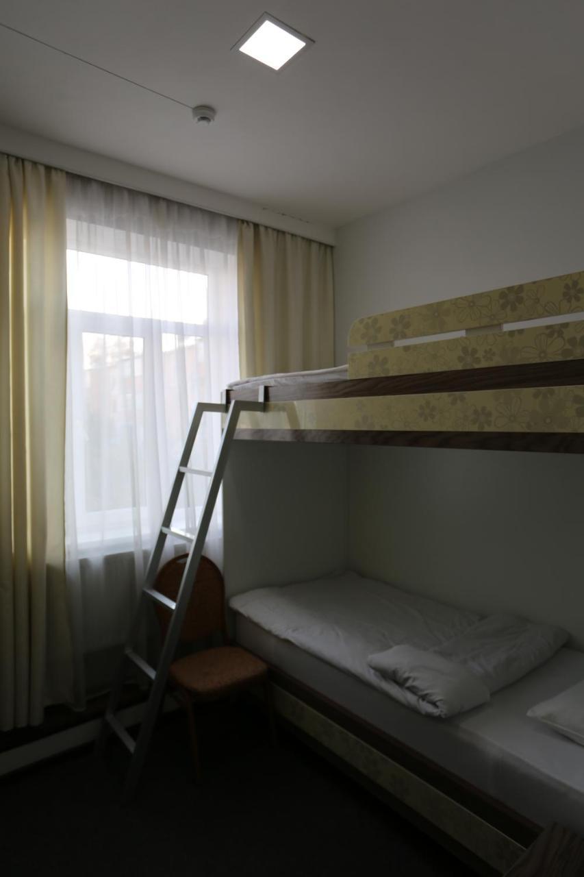 Sakura Inn Fargʻona Buitenkant foto